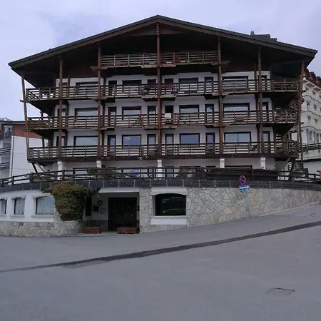 New Royal Apartman